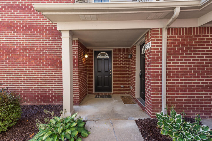 Property Photo:  1385 Addington Lane  MI 48108 