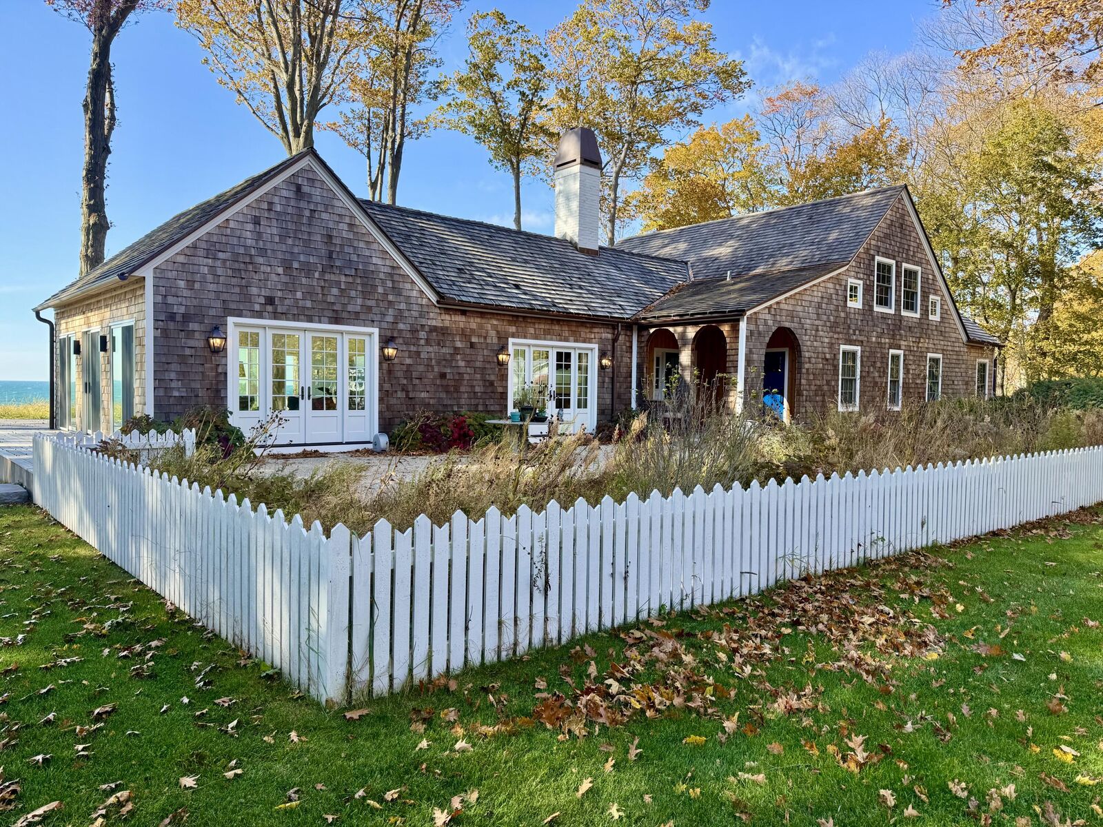 Property Photo: 2526 Lakeshore Drive MI 49408