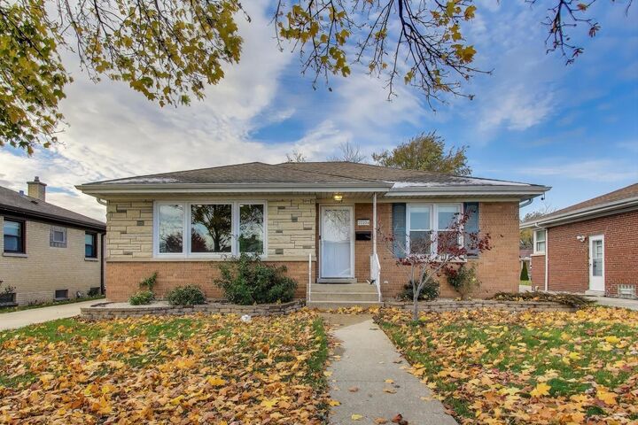 11104 Boeger Court  Westchester IL 60154 photo