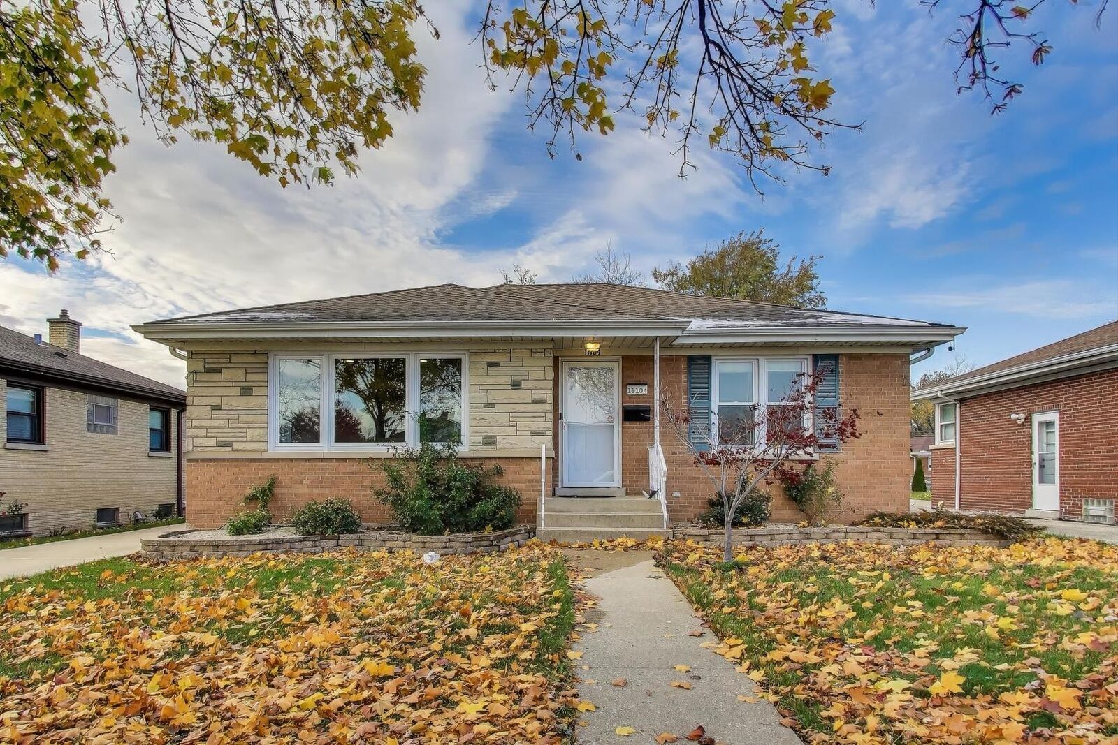 Property Photo:  11104 Boeger Court  IL 60154 