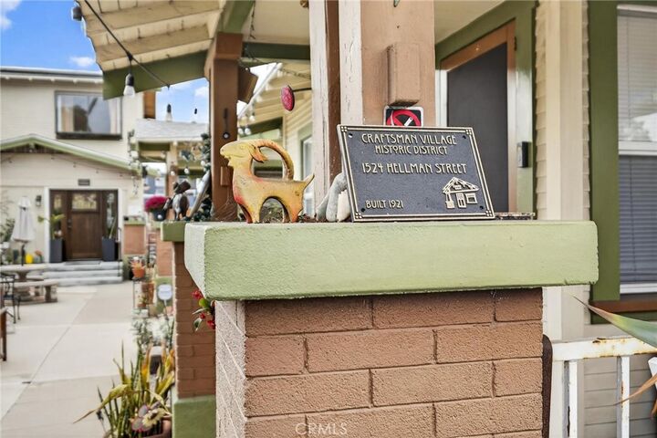 1524 E Hellman St  Long Beach CA 90813 photo