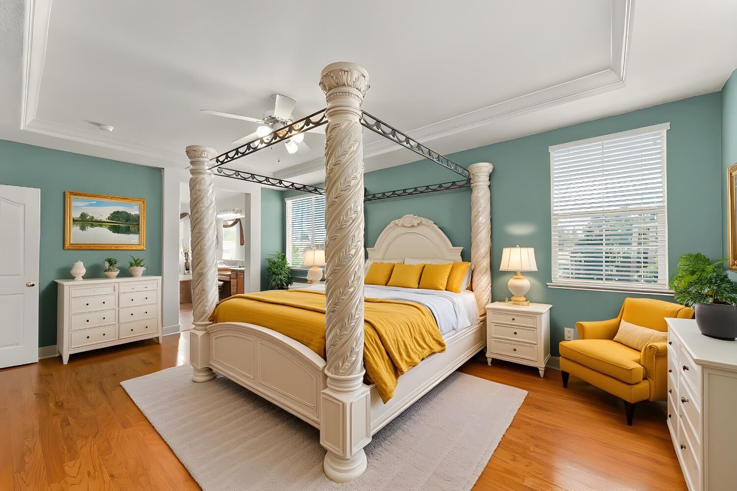 Property Photo: 301 Vista Creek Circle CA 95835