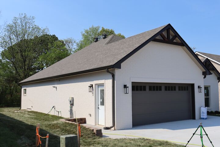 Property Photo: 710 Southern Pine Trl TN 37043
