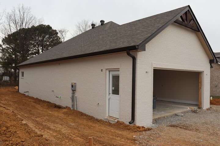 Property Photo:  710 Southern Pine Trl  TN 37043 