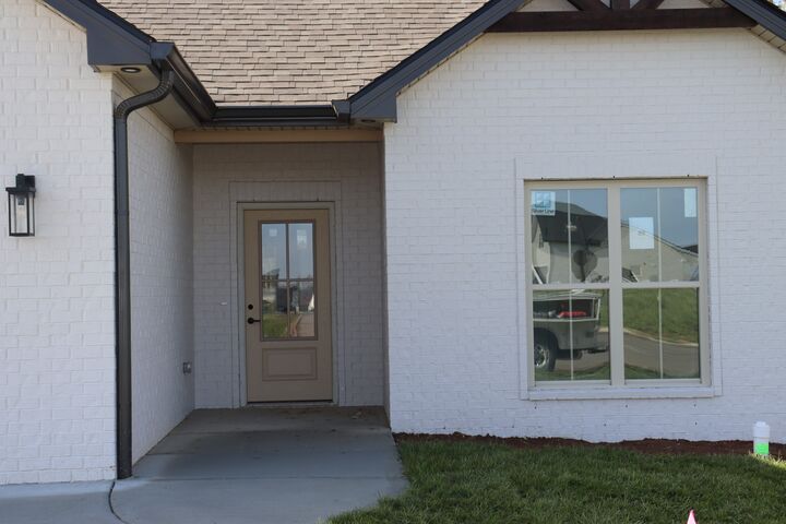 Property Photo:  710 Southern Pine Trl  TN 37043 