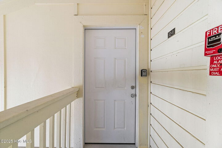 Property Photo: 1004 S Carolina Beach Avenue Unit C1 NC 28428
