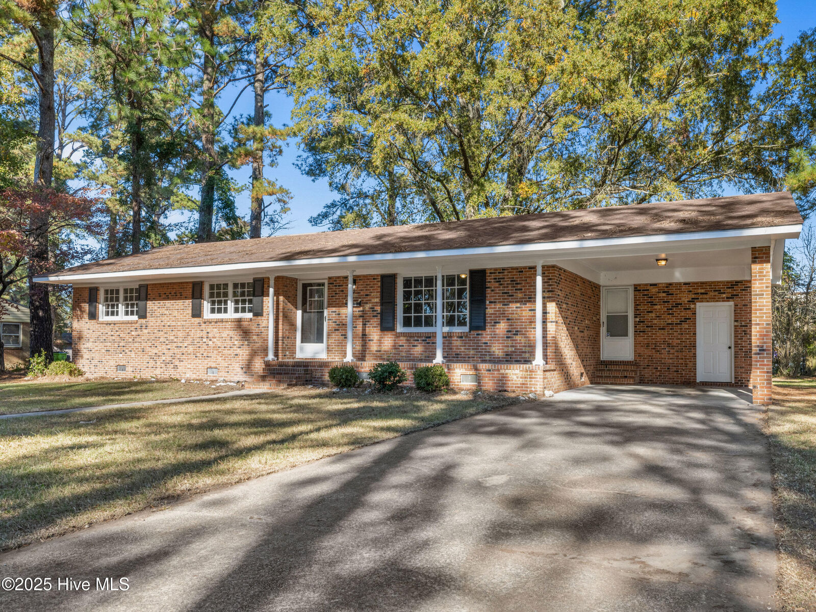 Property Photo:  1718 Washington Street  NC 28560 