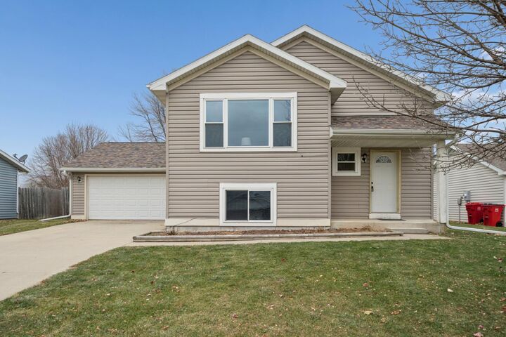 Property Photo: 532 7th Street SW MN 55963