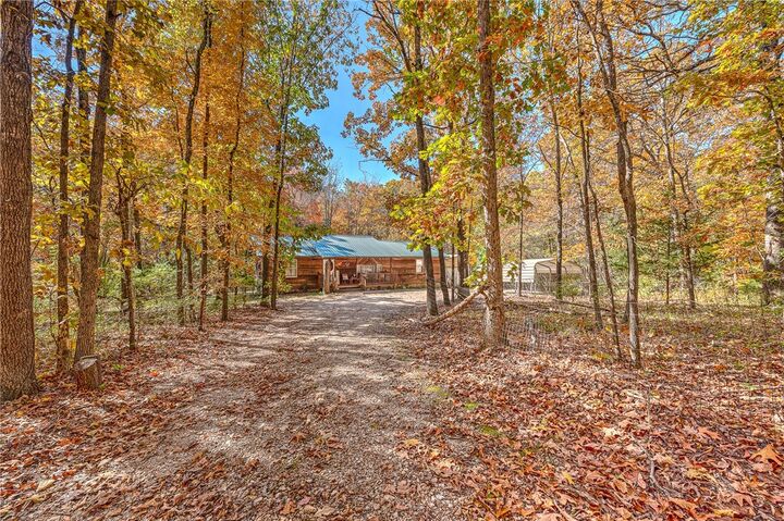 7977 Berry Avenue  Seligman MO 65745 photo