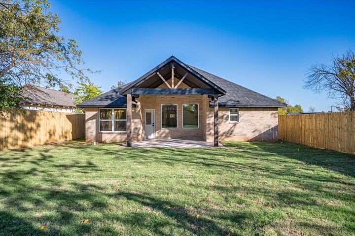 Property Photo:  606 NW 95th Street  OK 73114 
