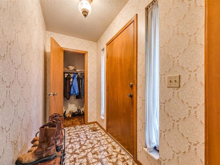 Property Photo:  8128 NW 81st Street  OK 73132 