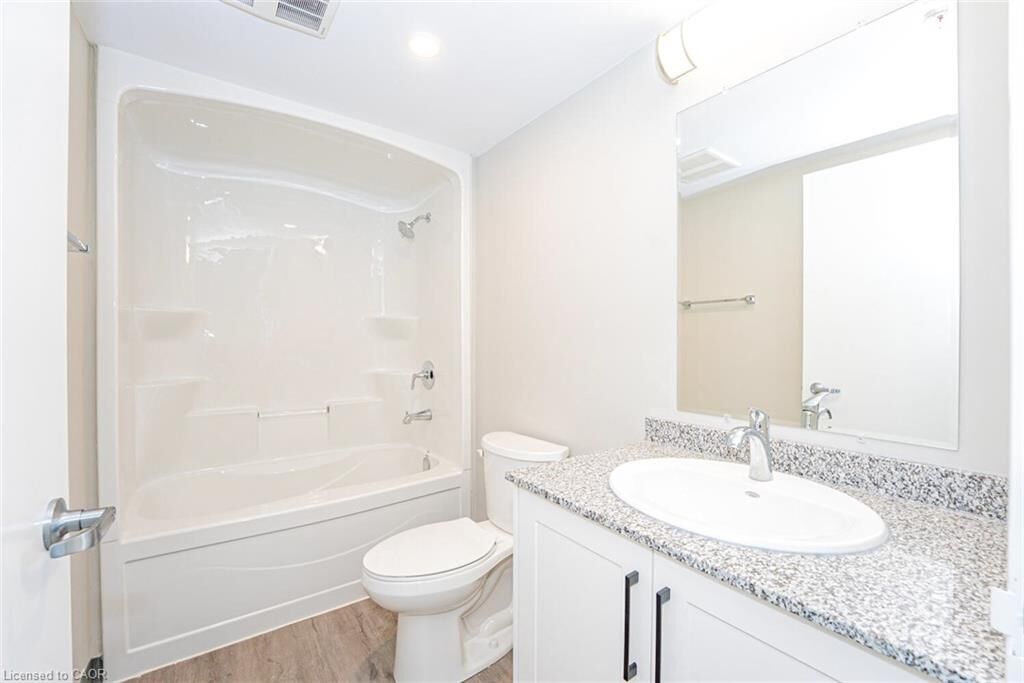 Property Photo:  595 Strasburg Road 809  ON N2E 4J1 