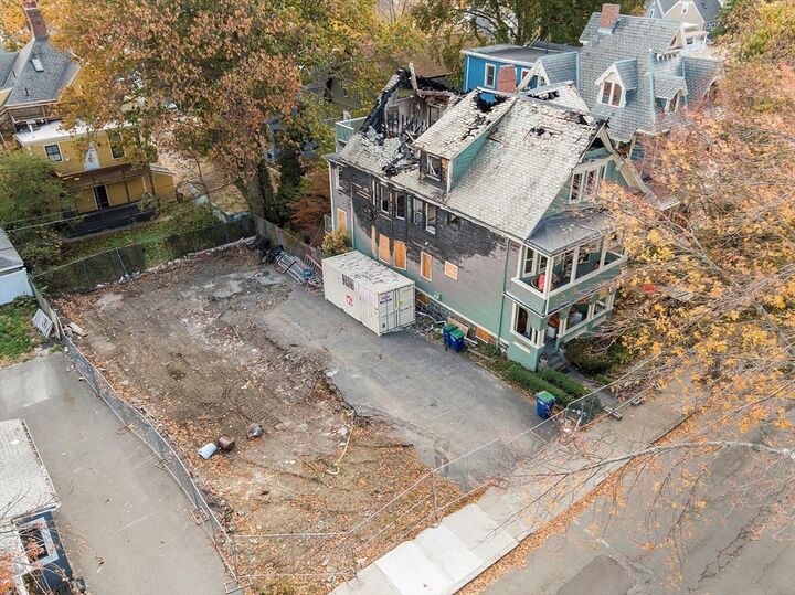 Property Photo:  71 Thurston  MA 02145 