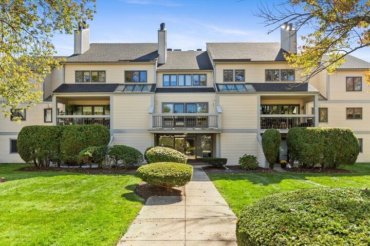 Property Photo:  1100 Salem Street 58  MA 01940 