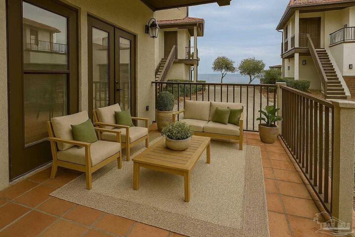 Property Photo:  40 Baybridge Dr J  FL 32561 