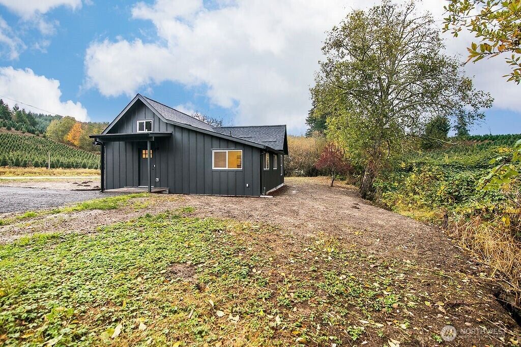 Property Photo:  251  Swofford Road  WA 98564 