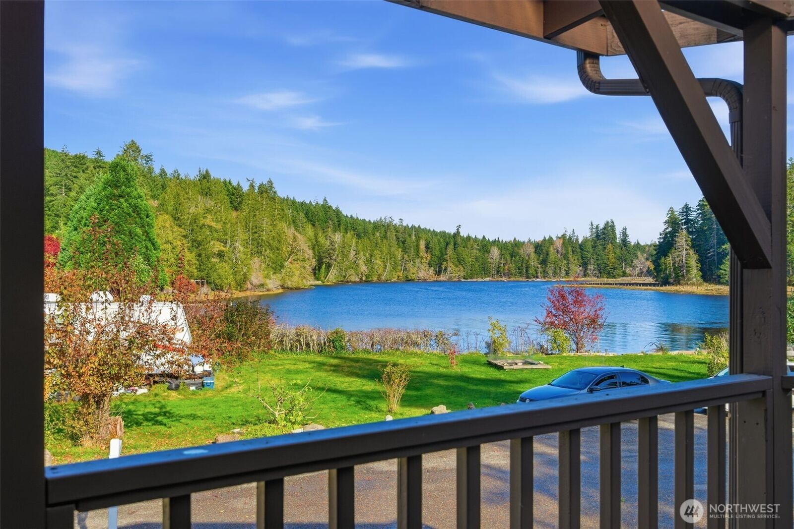 Property Photo:  80 NE Brook Place  WA 98588 