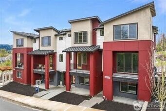 Property Photo:  26568 NE 143rd Street NE 37-B  WA 98019 