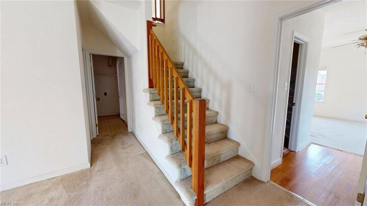 Property Photo:  269 Belmont Cir  VA 23693 