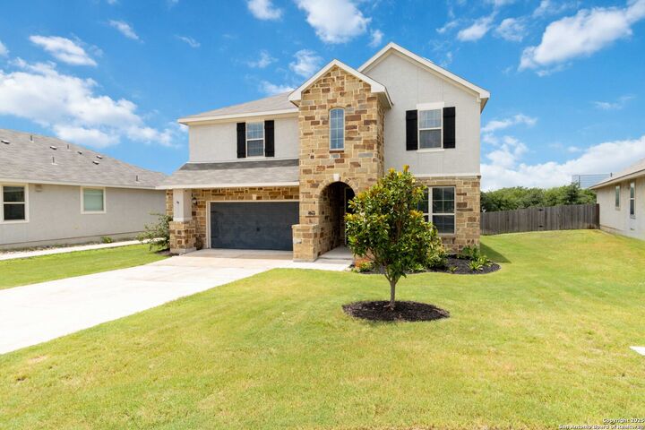 Property Photo: 2210 Castello TX 78259