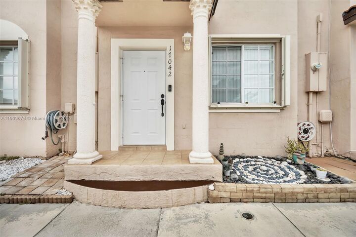 Property Photo: 17042 SW 138th Ct FL 33177