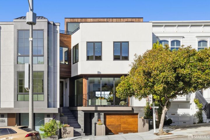 Property Photo:  2758 Filbert Street  CA 94123 