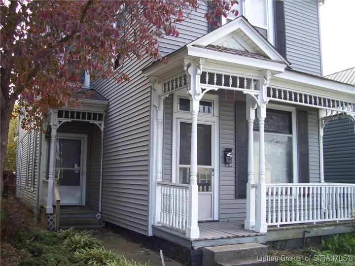 Property Photo: 1606 Ekin Avenue IN 47150