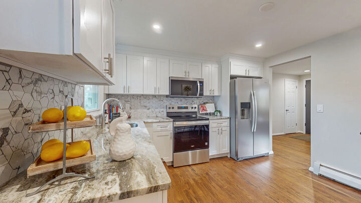 Property Photo:  54 Red Top Drive  CT 06110 