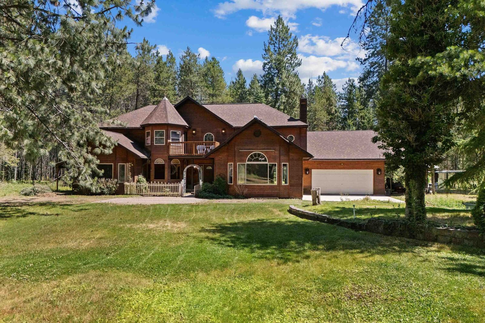 Property Photo:  28310 N Short Rd  WA 99006 