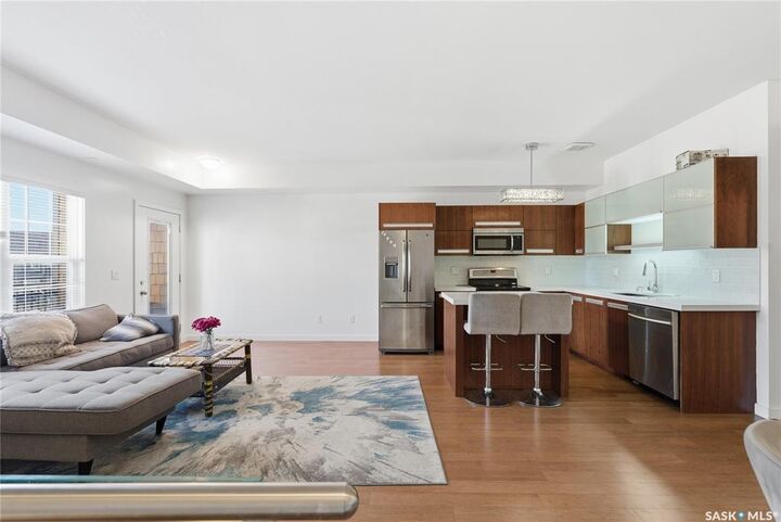 Property Photo: 1015 Patrick Crescent 1806 SK S7W 0M6