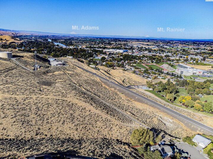 Property Photo:  Nka Mountainview Road  WA  