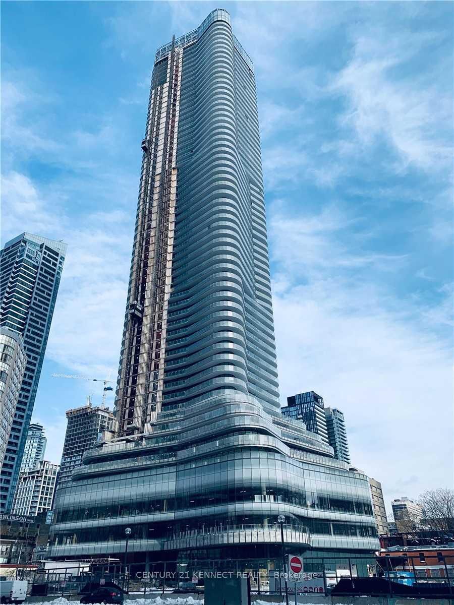 Property Photo:  11 Wellesley Street W 4312  ON M4Y 0G4 