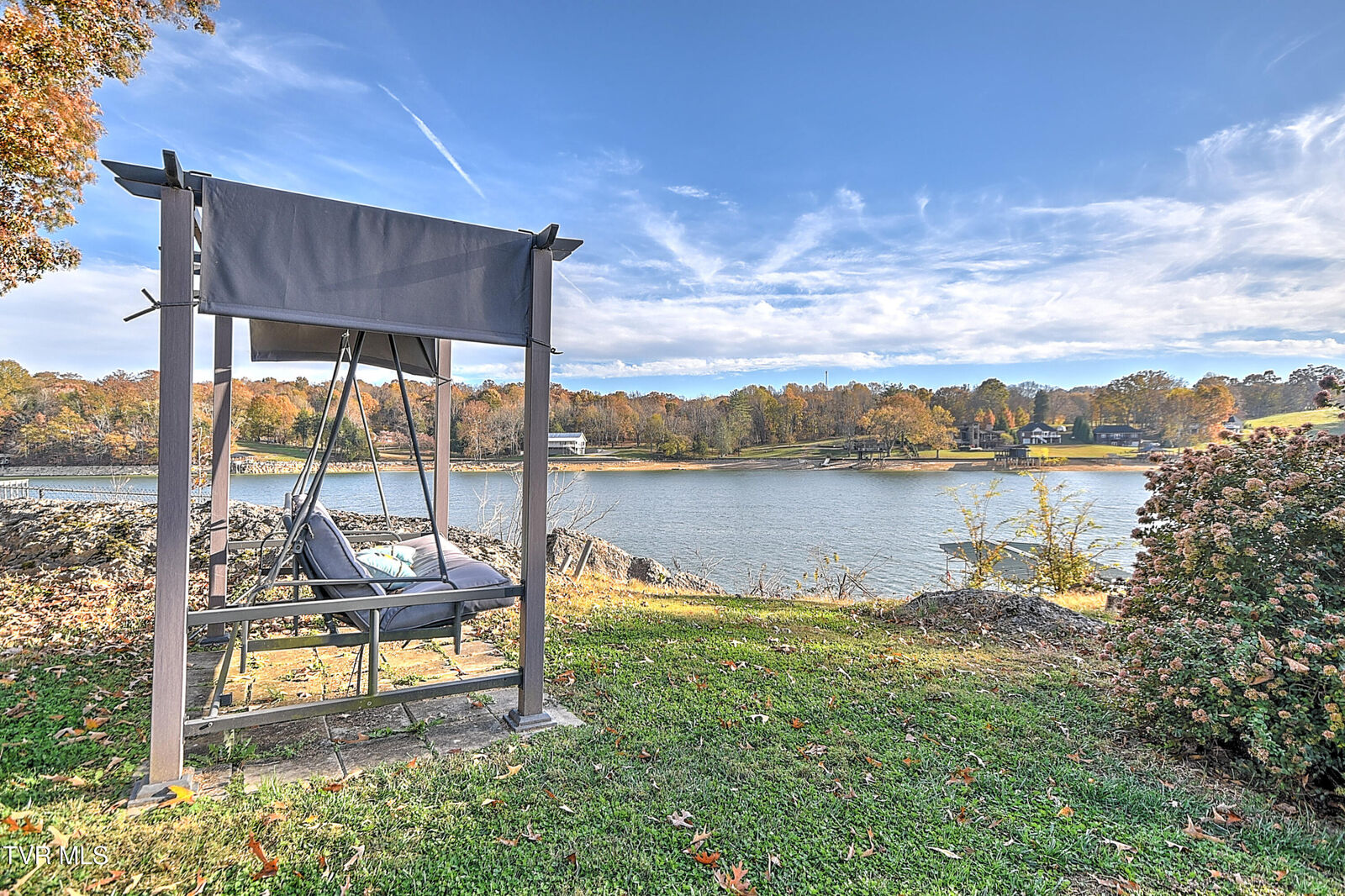 Property Photo:  222 Charlie Avenue  TN 37686 