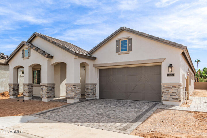 Property Photo:  2517 E Presidio Street  AZ 85213 