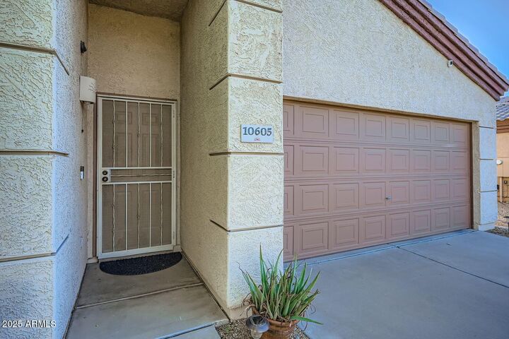 Property Photo: 10605 E Flower Avenue AZ 85208
