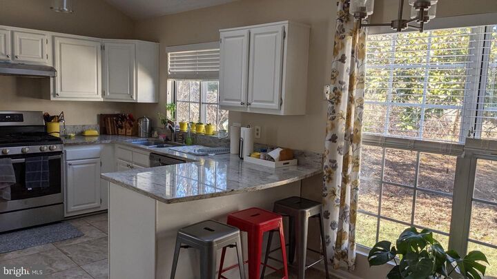 Property Photo: 407 Deerpath Avenue SW VA 20175