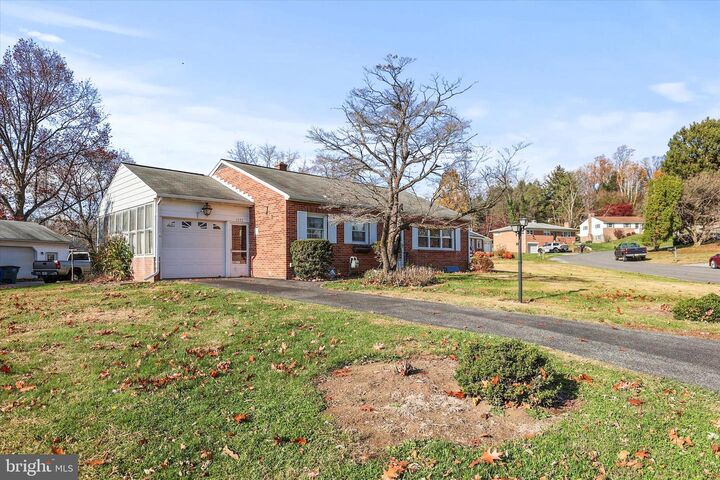 Property Photo:  1777 San Gabriel Drive  PA 17406 