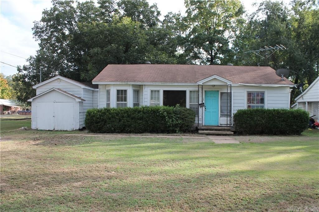 Property Photo:  604 E 5  AR 72801 