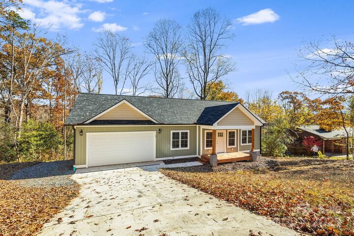 Property Photo: 129 Brentwood Road NC 28655