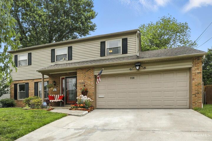 Property Photo: 1128 Oldwick Drive OH 45215