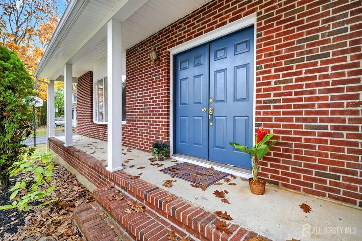 Property Photo: 8 Wright Court NJ 08816