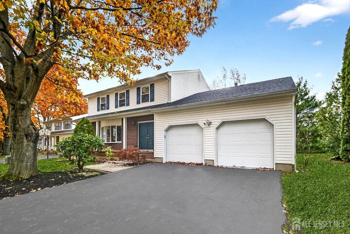 Property Photo:  8 Wright Court  NJ 08816 