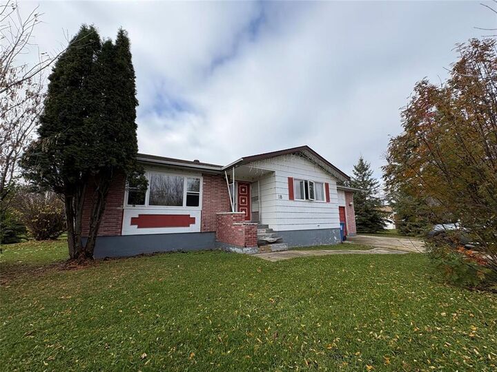 18 Second Avenue South  Ethelbert MB R0L 0T0 photo