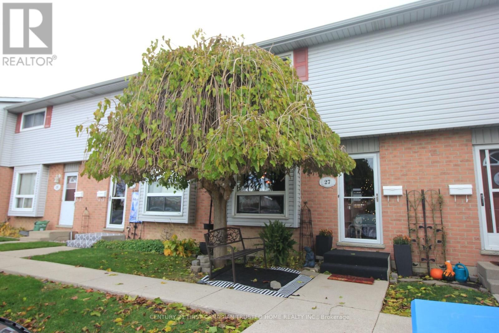 Photo de la propriété: 1430 Jalna Boulevard 27 ON N6E 3C1