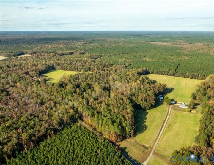 Property Photo:  20787 The Trail  VA 23091 