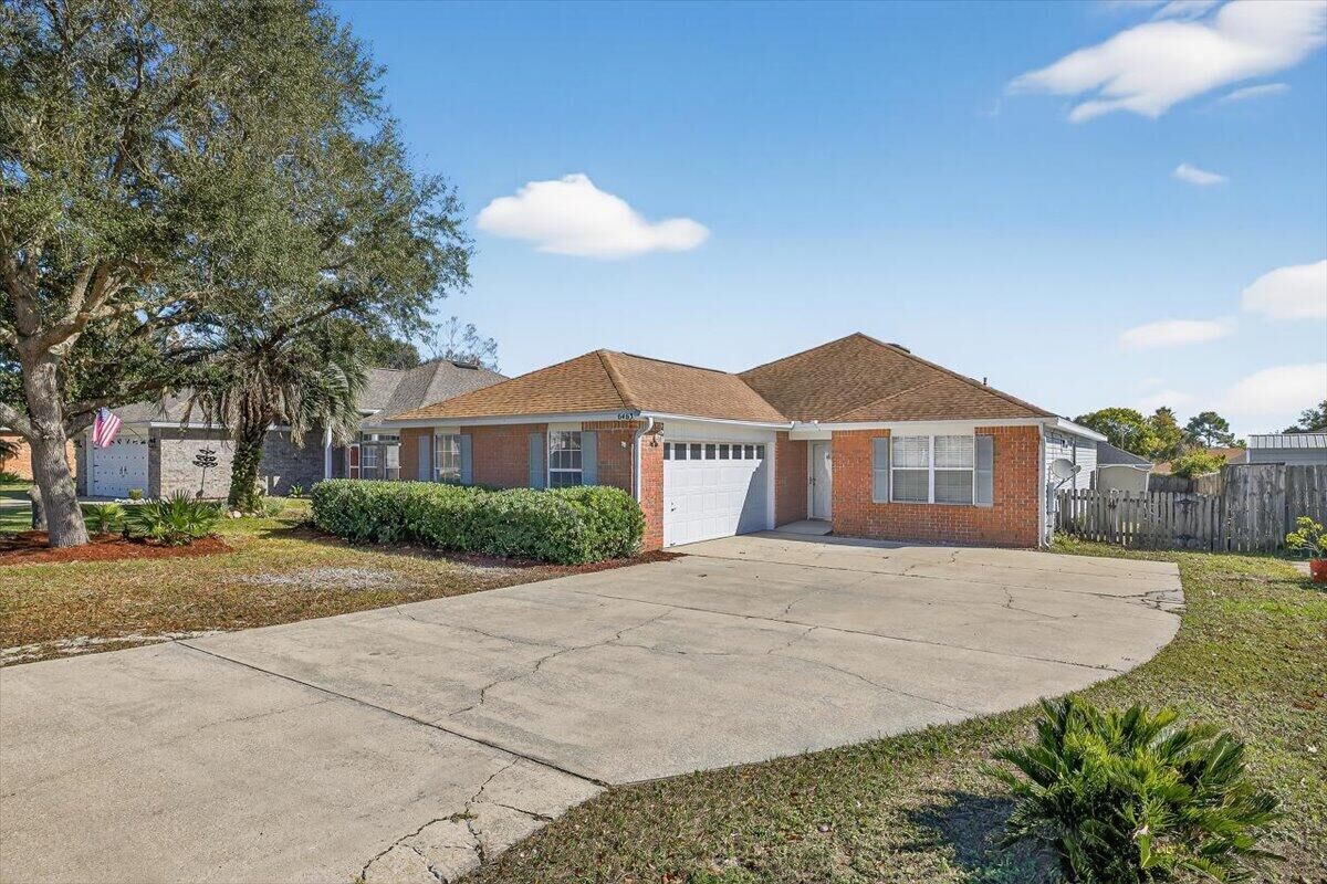 Property Photo: 6463 Sailport Cove FL 32563