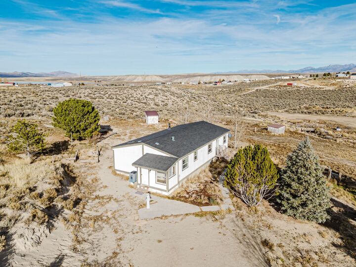 Property Photo: 837 Bradley Avenue NV 89815