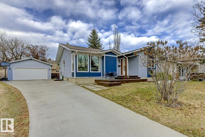 Property Photo: 4806 42 Avenue AB T4X 1E9