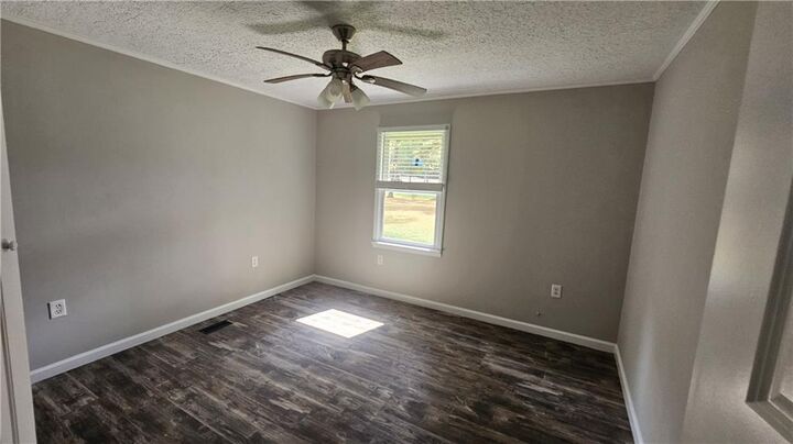 Property Photo: 1085 New Rosedale Road NE GA 30105