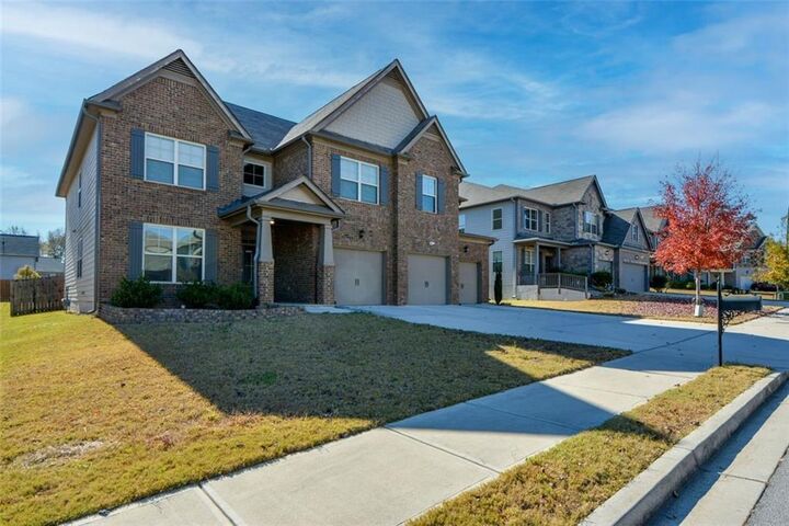 Property Photo:  419 Woodmill Way  GA 30331 